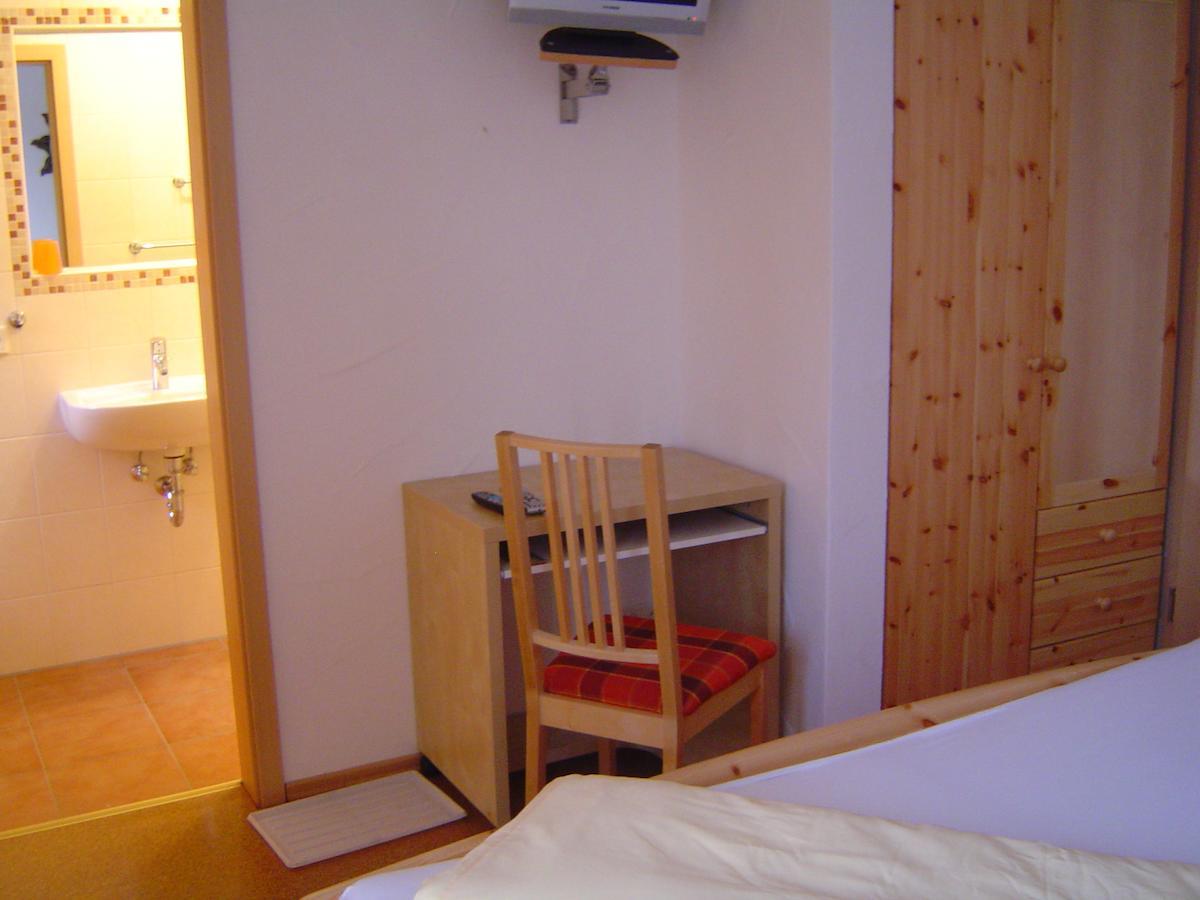 Gasthof Hotel Traube Oberndorf am Neckar Zimmer foto